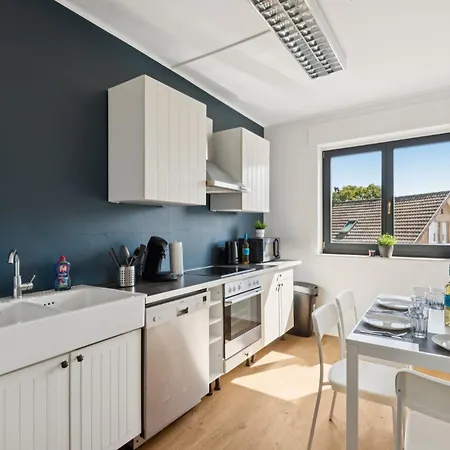 Moderne Monteursunterkunft 奥彭海姆